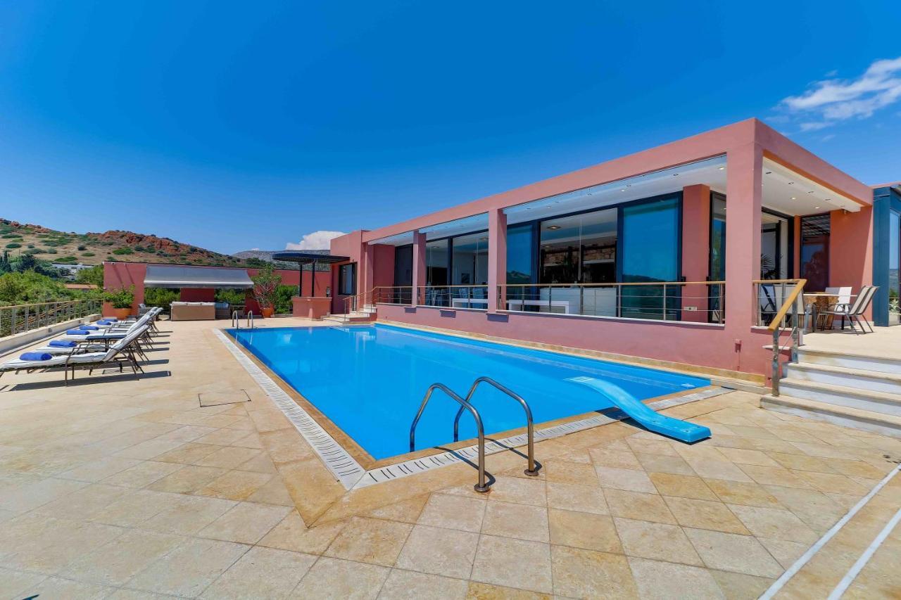 Black Diamond Beachfront Pool Villa Pasithea In Sounio, Athens Соунио Екстериор снимка