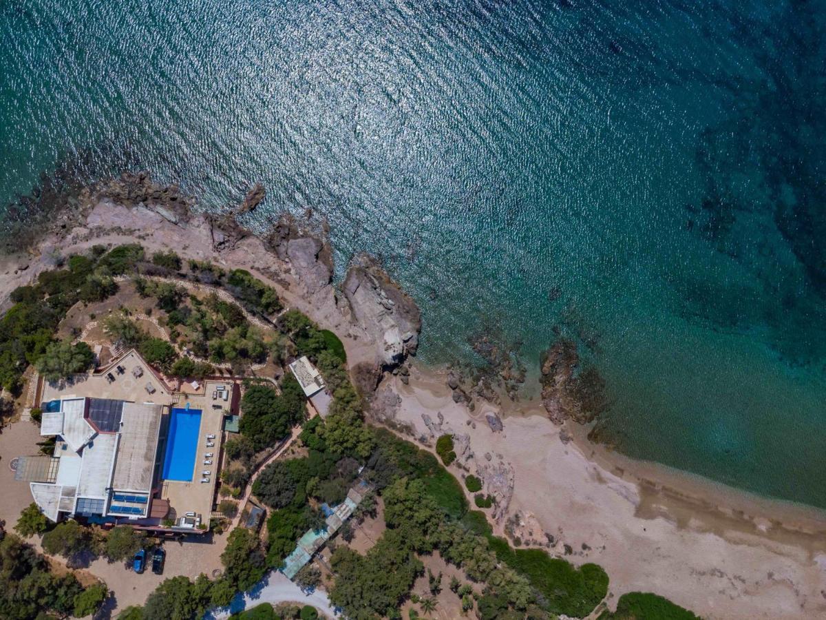 Black Diamond Beachfront Pool Villa Pasithea In Sounio, Athens Соунио Екстериор снимка